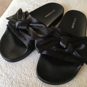 Steve Madden Slides